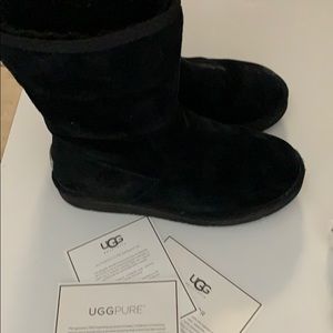UGG boots size 9 EUC